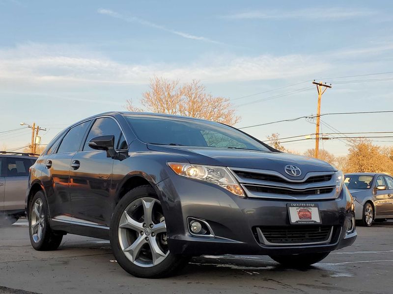 2014 toyota venza le