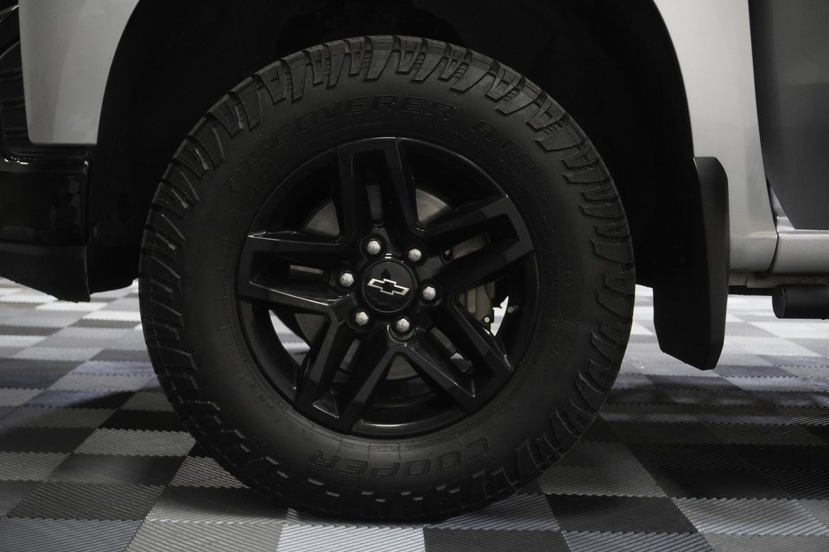 2020 Chevrolet Silverado 1500 4WD Crew Cab Short Bed Custom Trail Boss