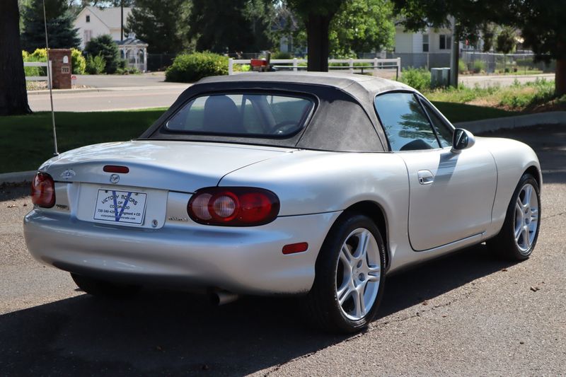 2004 Mazda MX-5 Miata Cloth | Victory Motors of Colorado