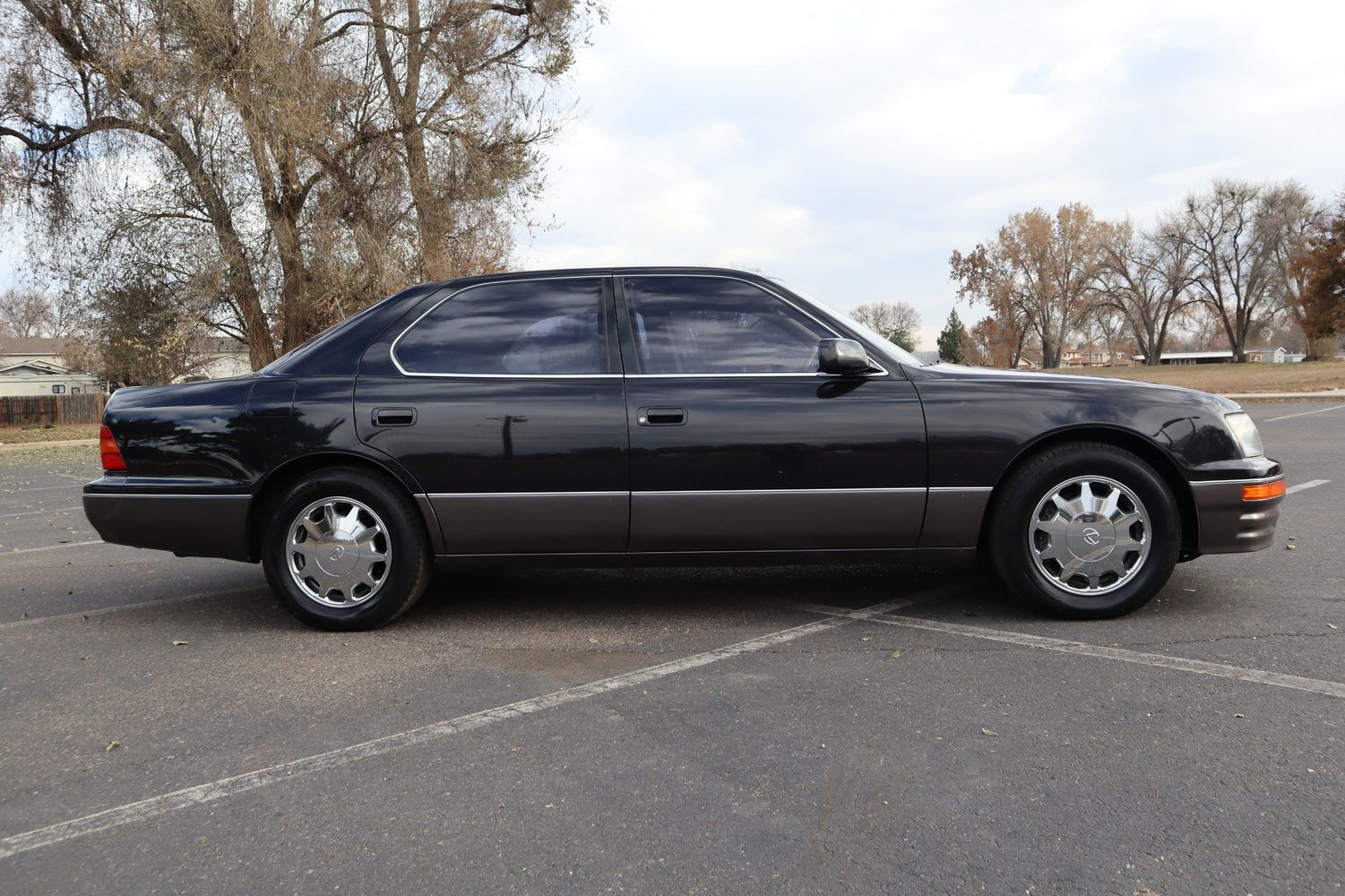 1996 Lexus LS 400 Base Victory Motors of Colorado