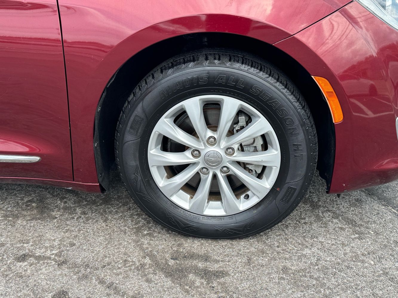 2018 Chrysler Pacifica Touring L photo 15