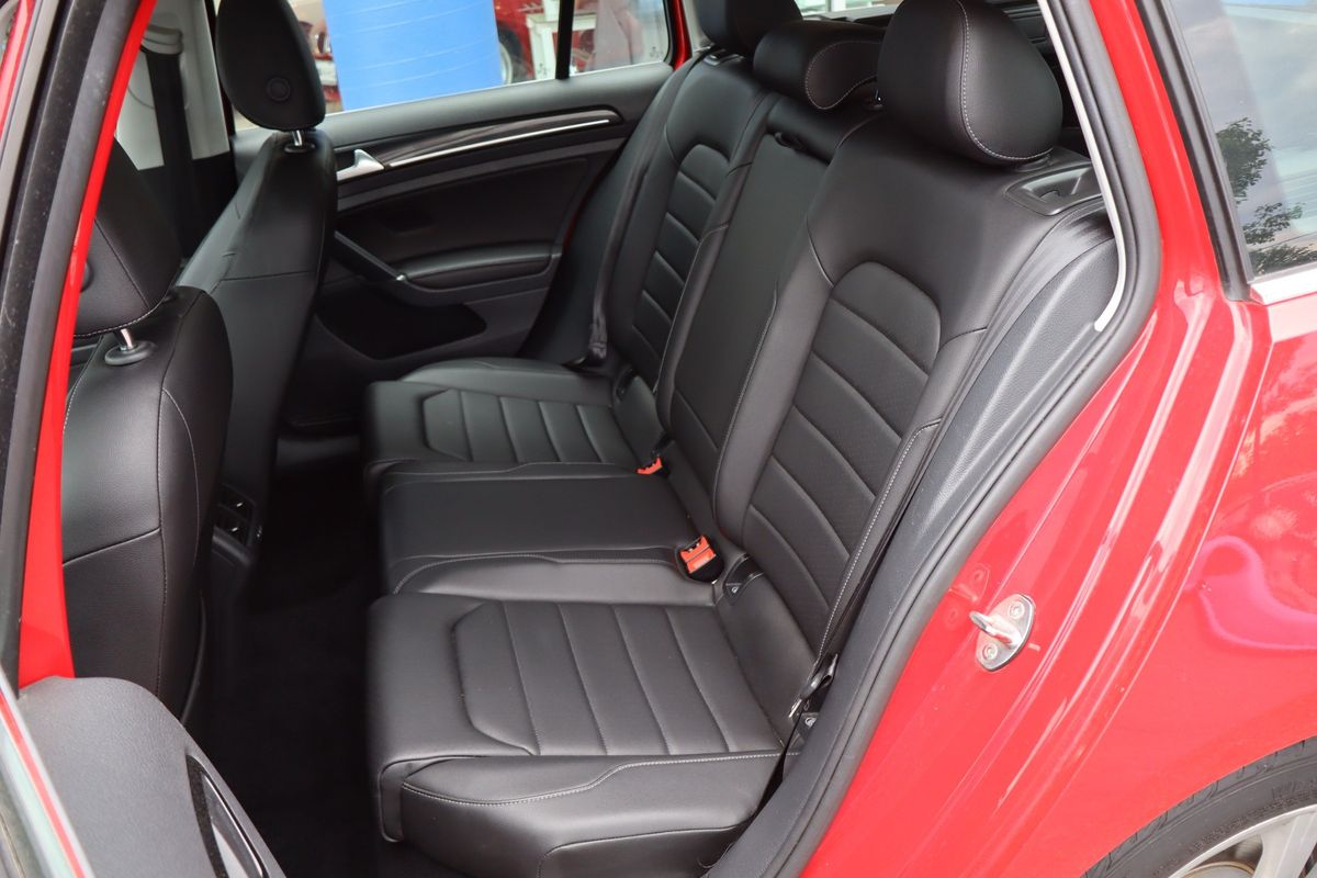 2017 Volkswagen Golf SportWagen TSI SEL