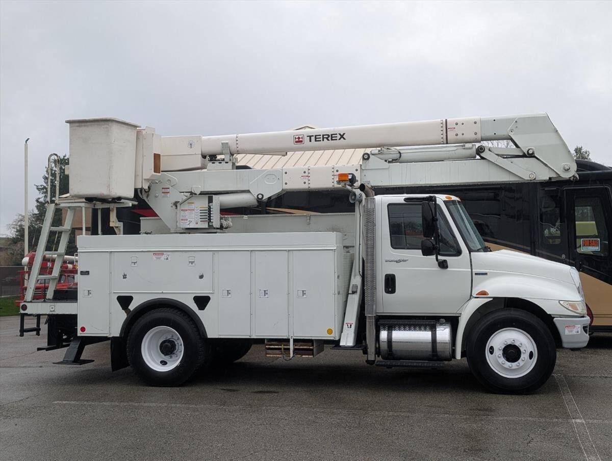 2011 International DuraStar 4300 2