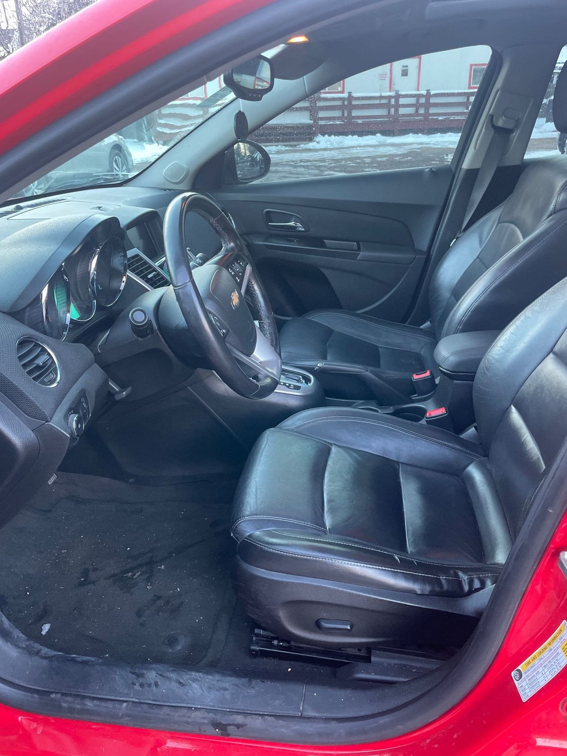 2014 Chevrolet Cruze LTZ photo 2