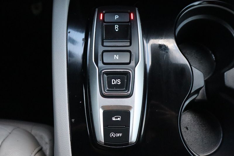 2020 Honda Pilot AWD Touring 7 Passenger | Victory Motors of Colorado