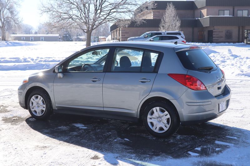 Nissan Versa Photos