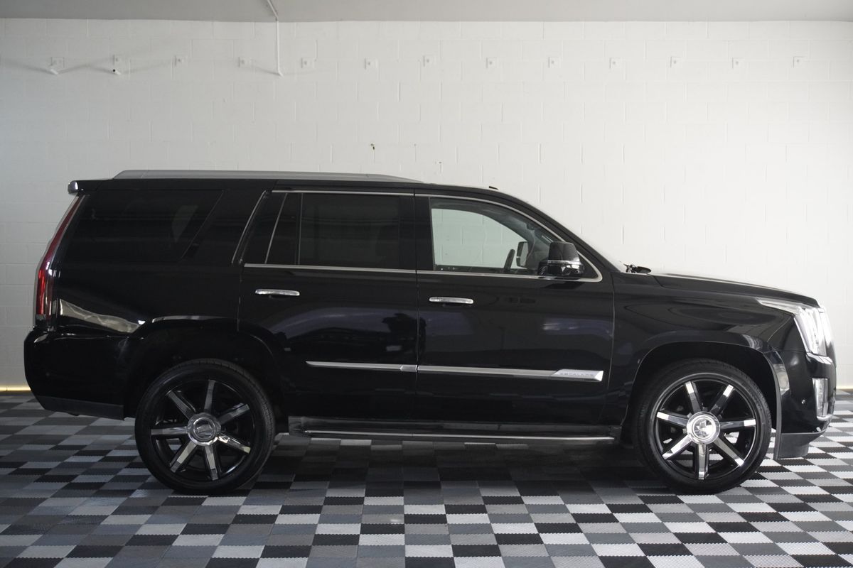 2017 Cadillac Escalade Premium Luxury