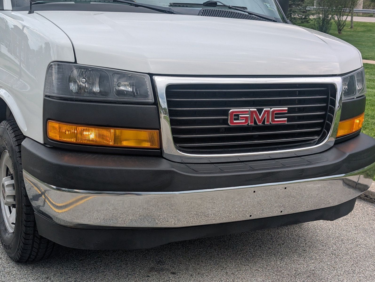 2020 GMC Savana Cargo 12
