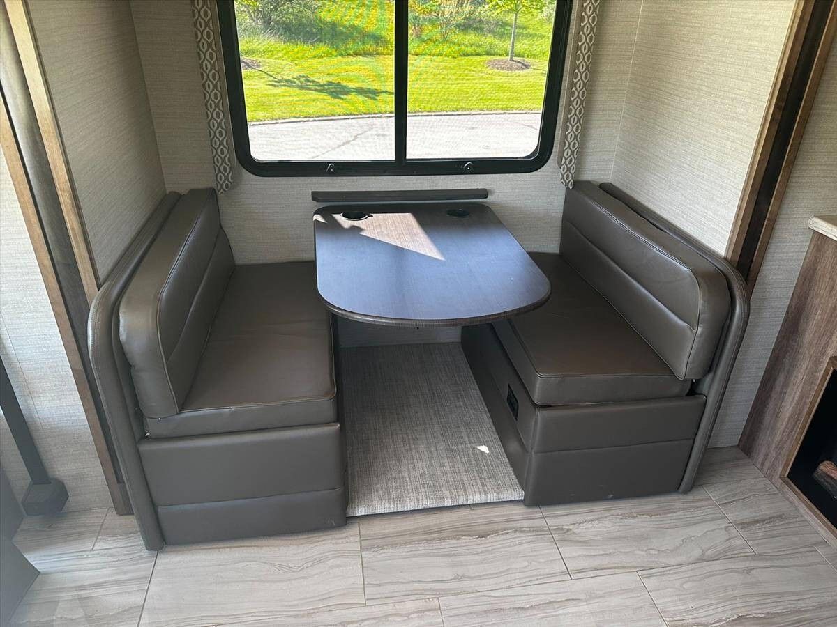 2019 Jayco Embark 69