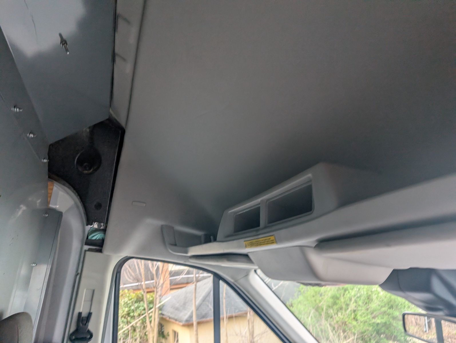 2018 Ford Transit-350 23