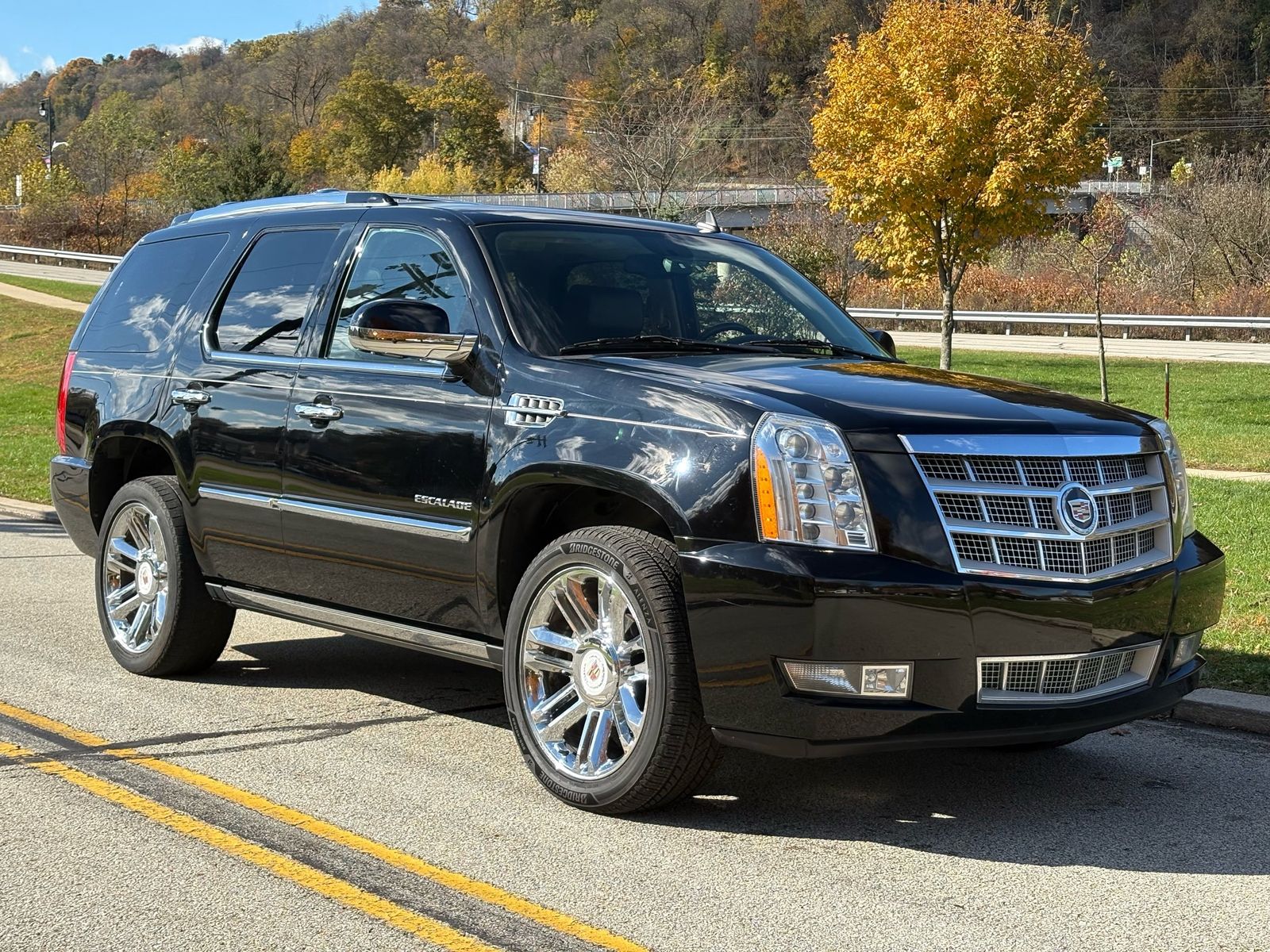 2014 Cadillac Escalade 2