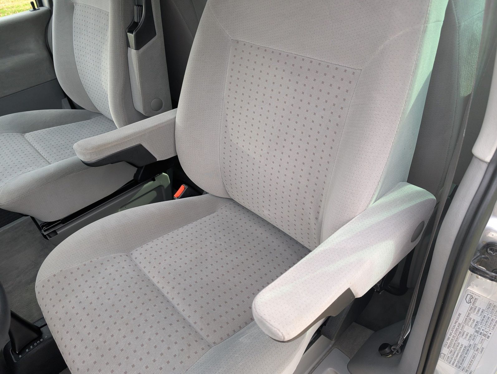 2003 Volkswagen EuroVan 112