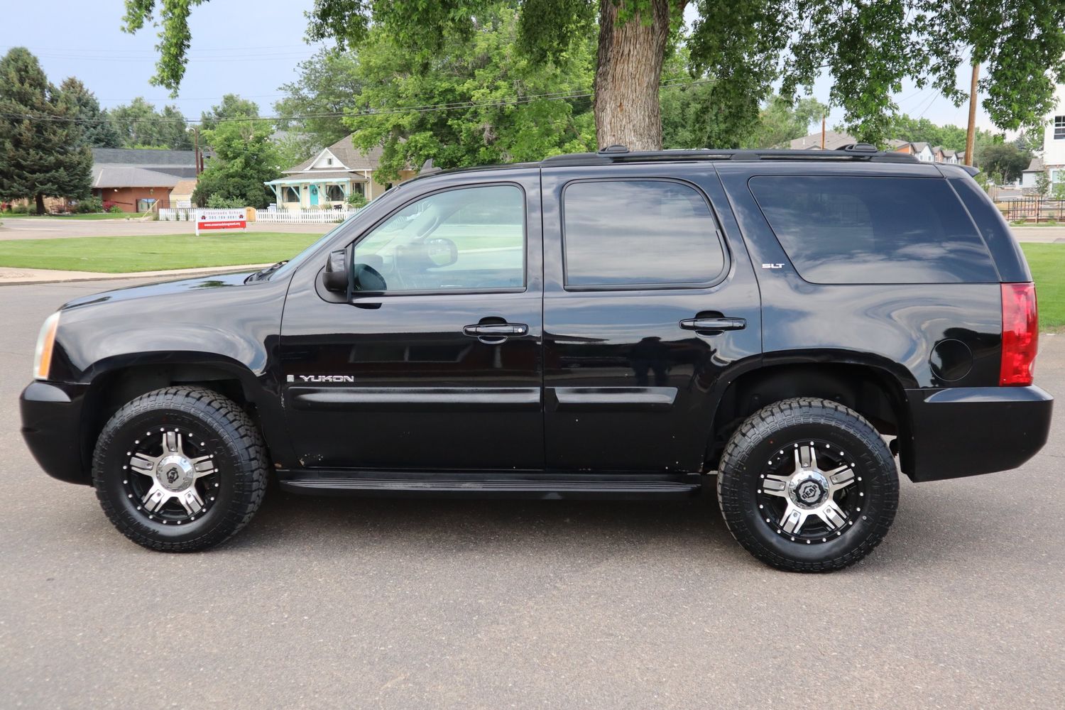 2007 GMC Yukon SLT | Victory Motors of Colorado