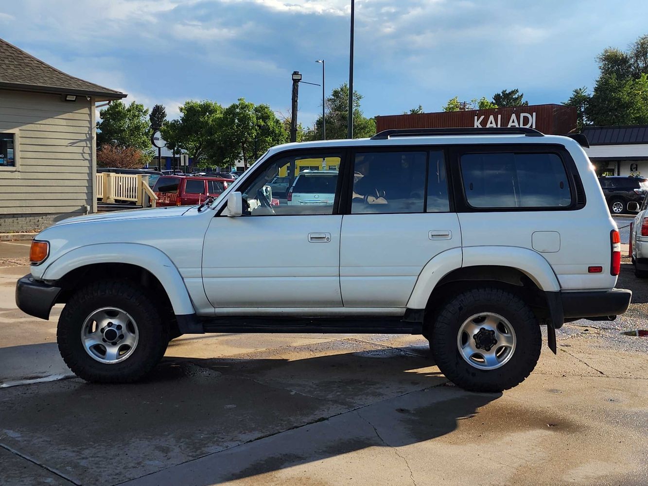 1997 Toyota Land Cruiser Base photo 8