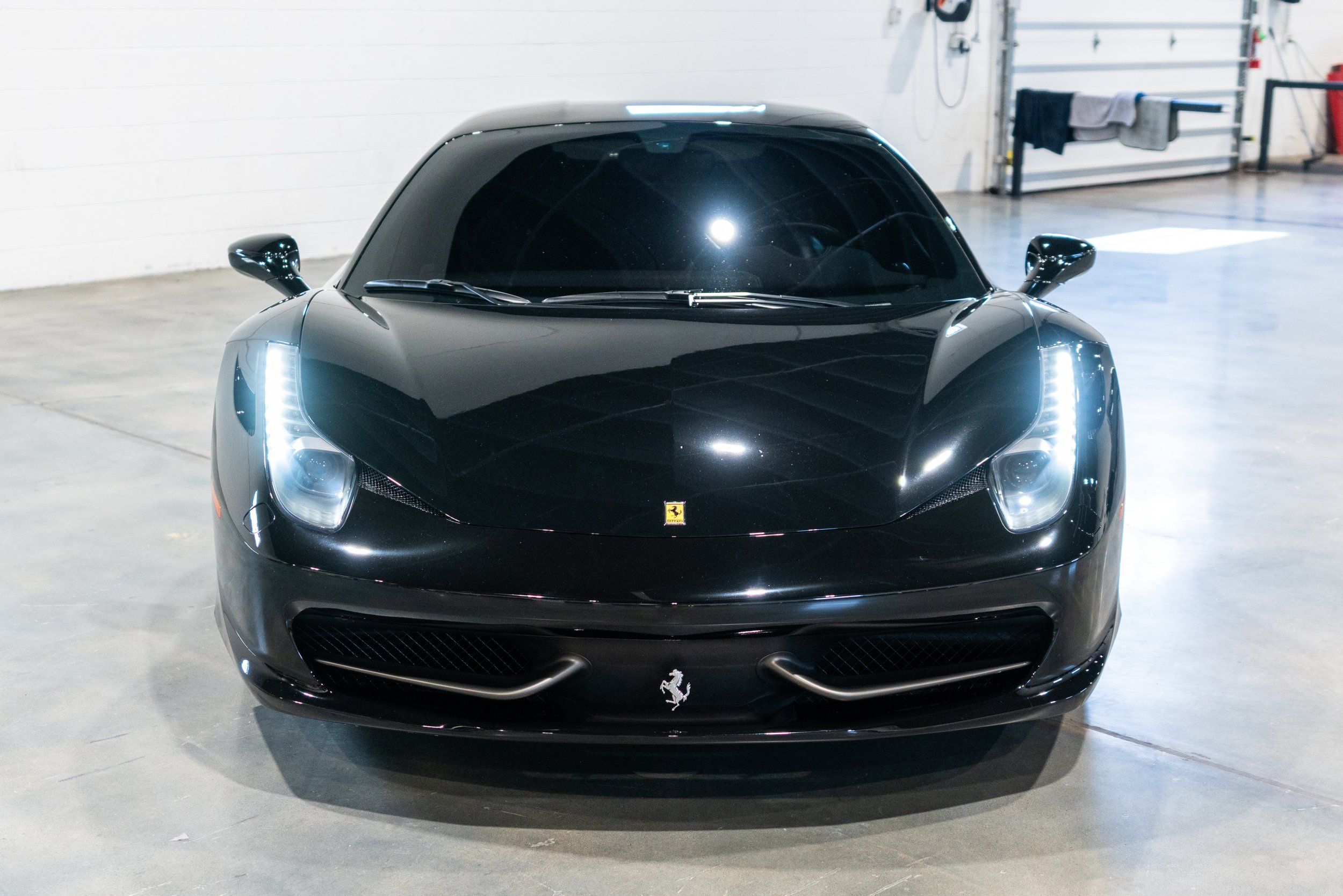 2014 Ferrari 458 Italia RWD, photo 8