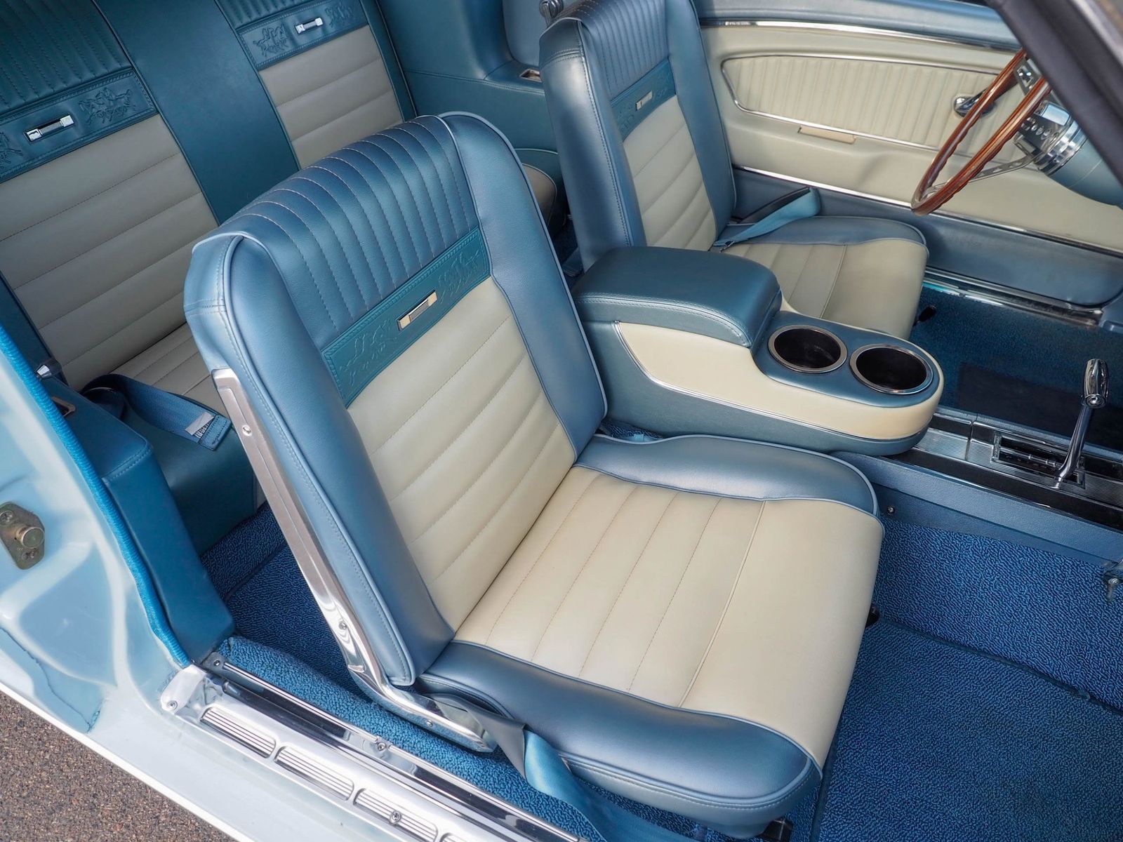 1966 Ford Mustang 44