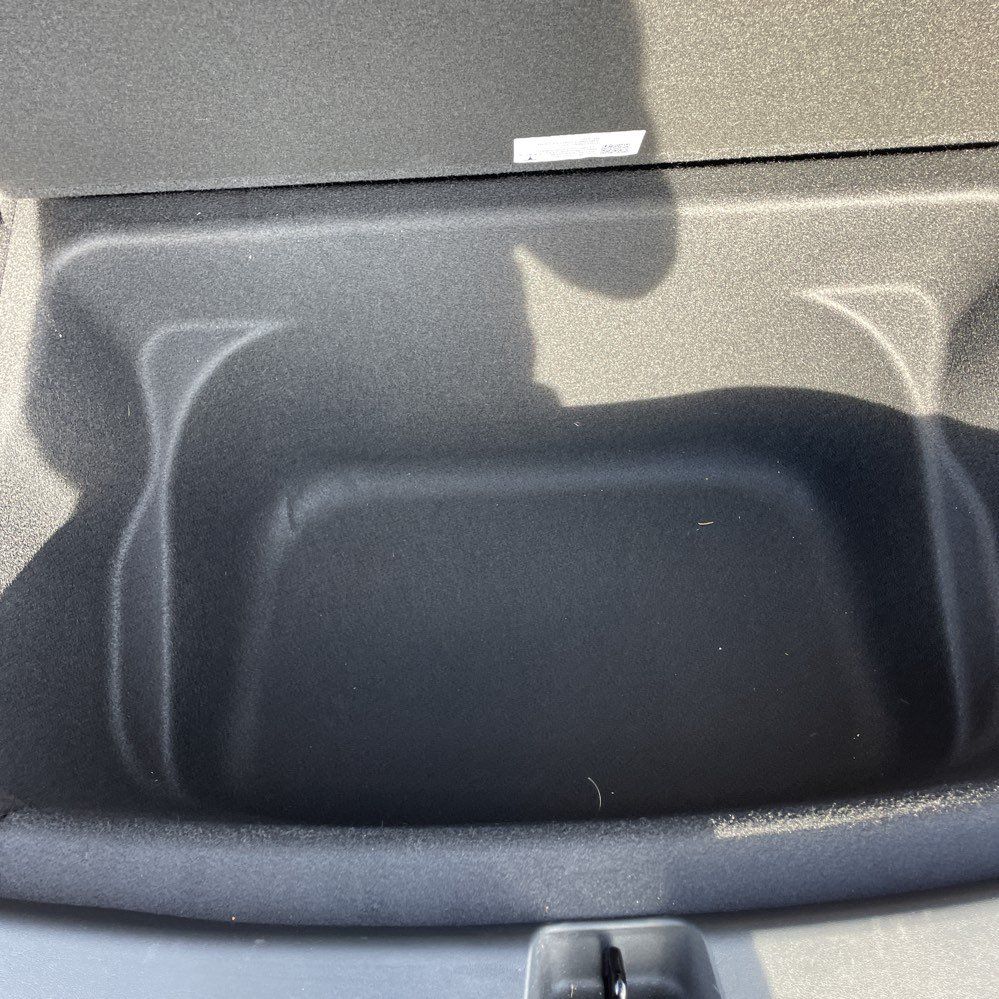 2020 Tesla Model Y 16