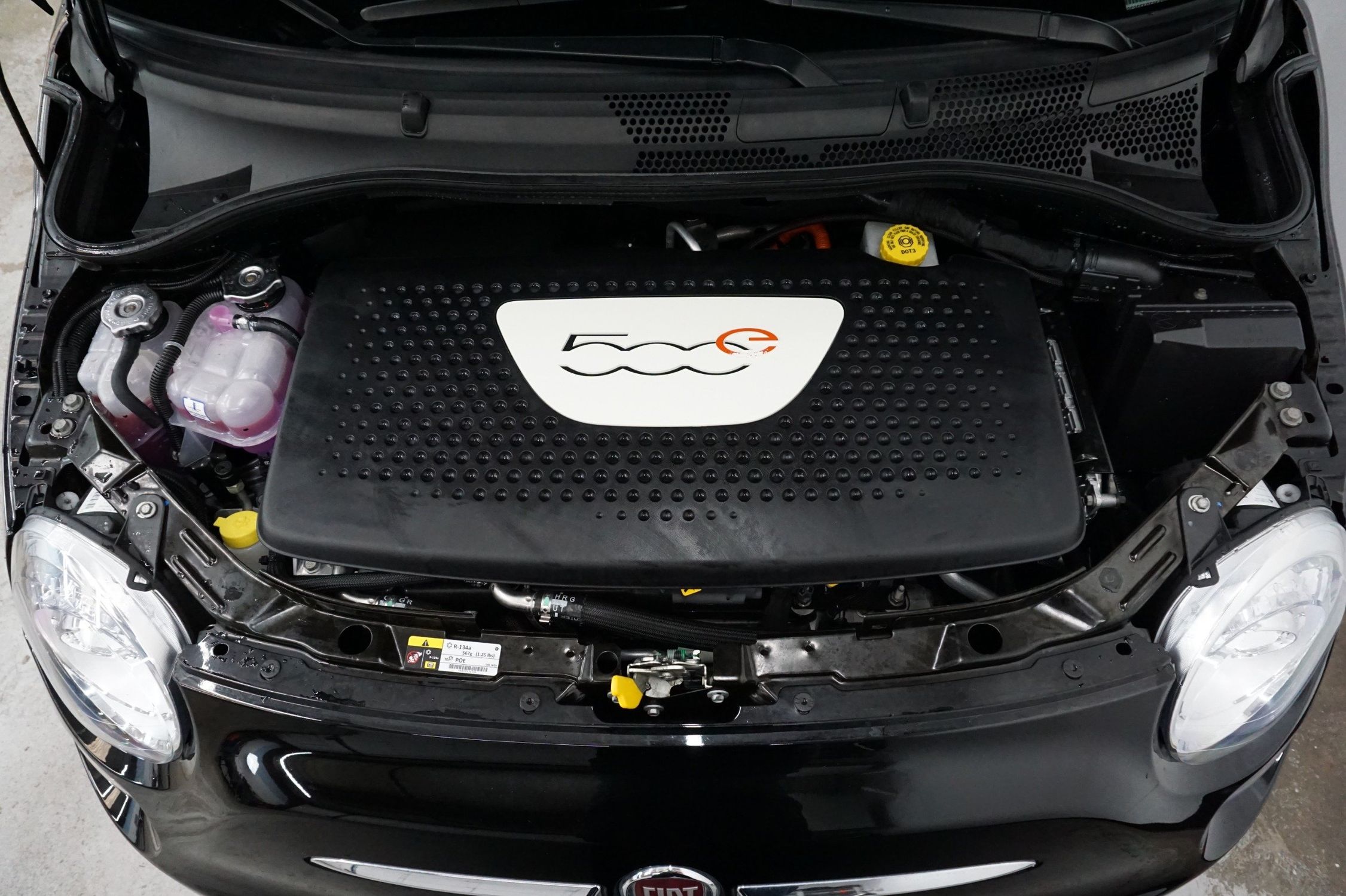 2015 FIAT 500e 0D TW NT 2UUQBXXZDMFYS4