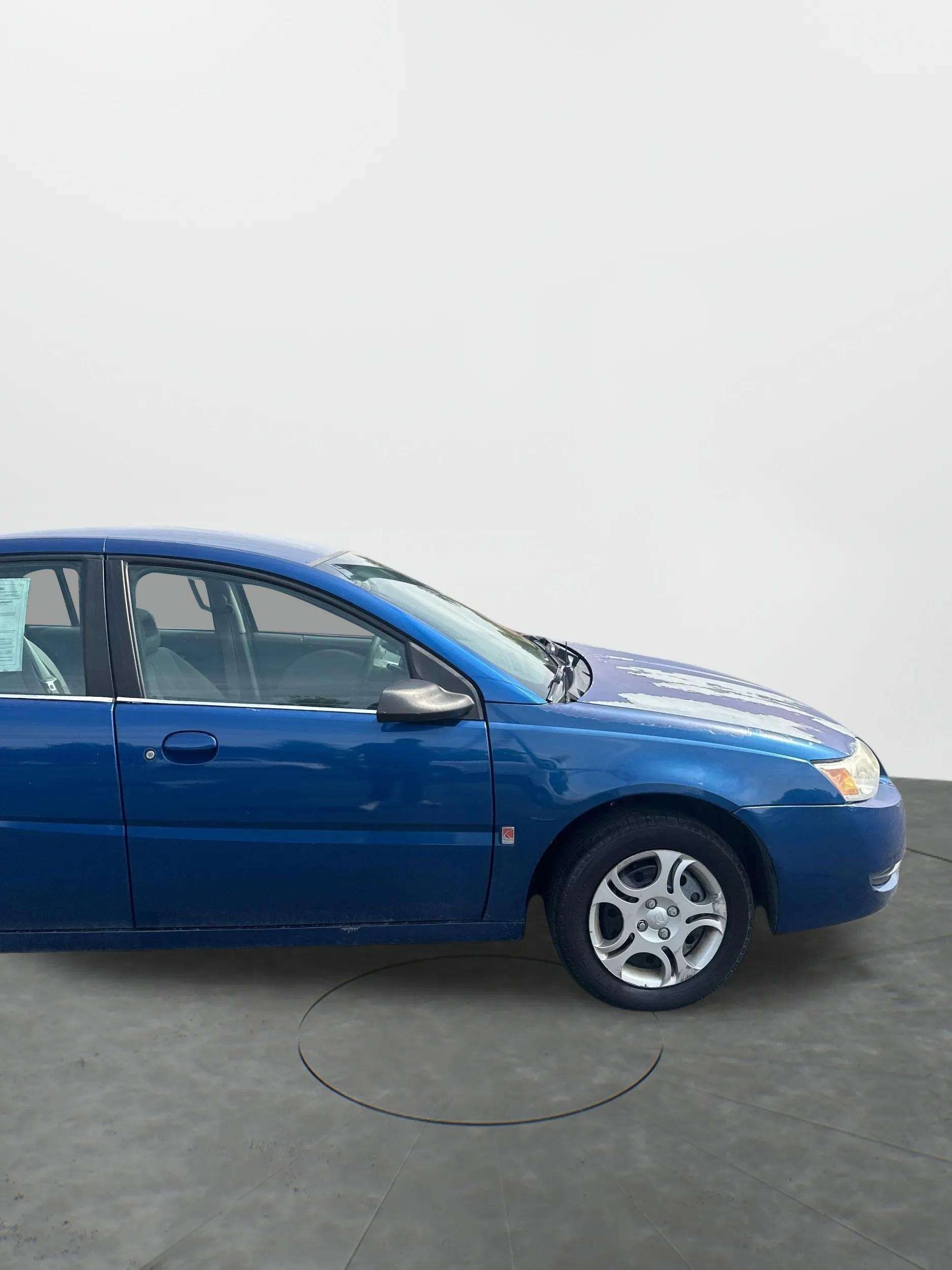 2005 Saturn ION 2 - Photo 24