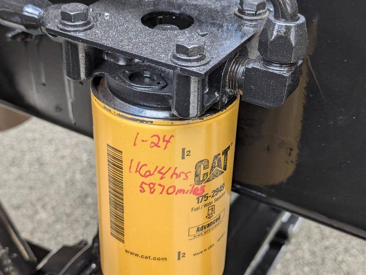 2007 Peterbilt 335 83