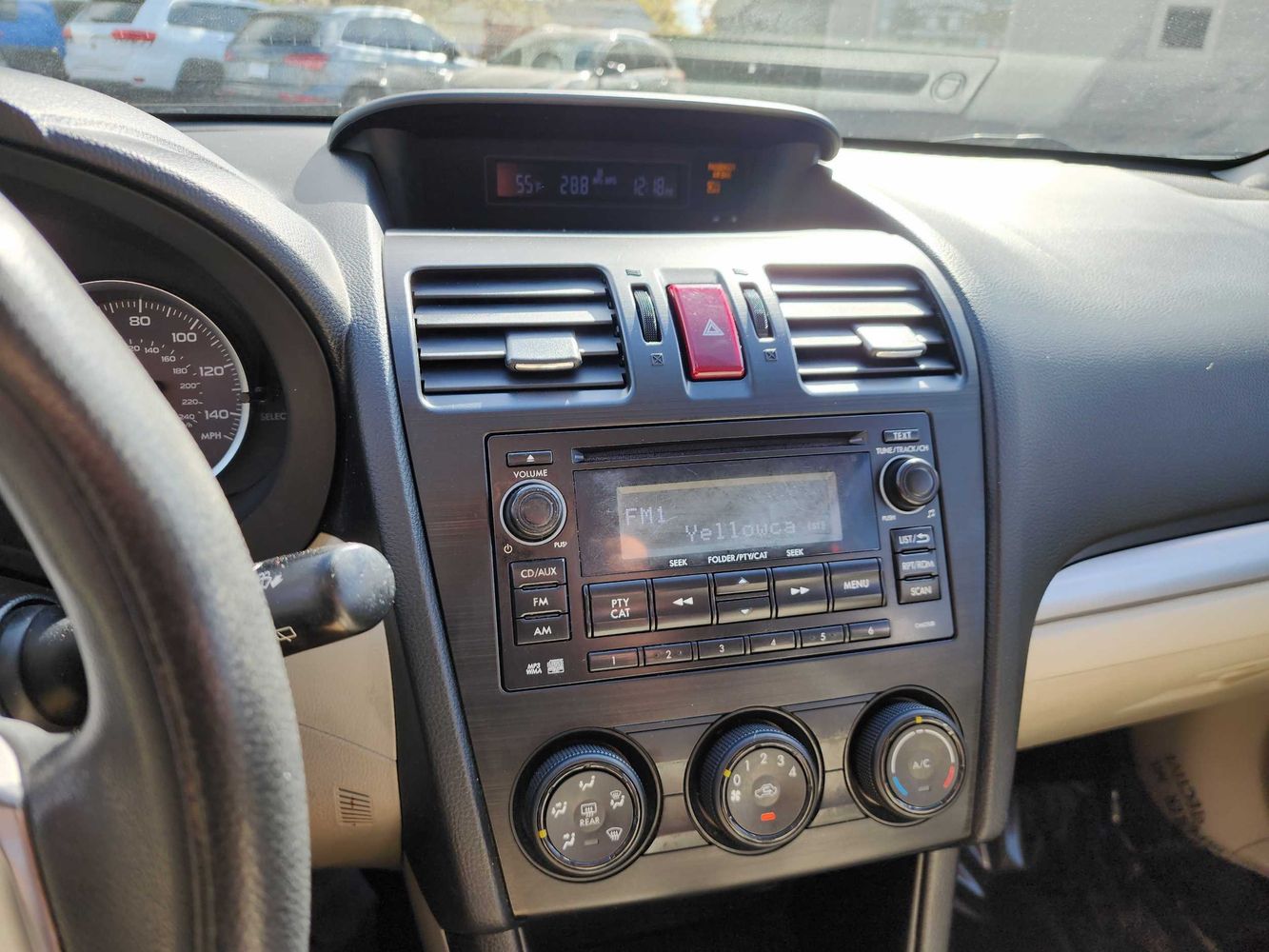 2014 Subaru XV Crosstrek Premium photo 35