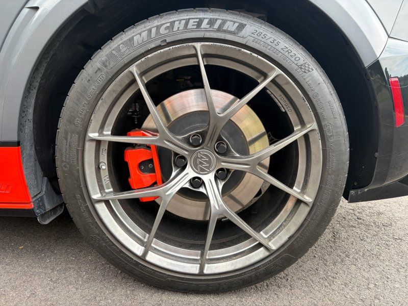 2025 Hyundai IONIQ 5 N - Photo 14