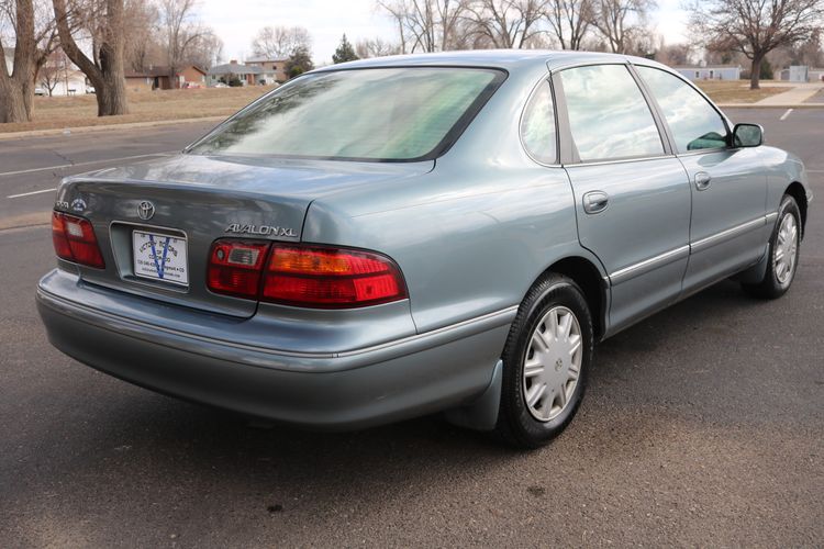 1999 Toyota Avalon XLS | Victory Motors of Colorado