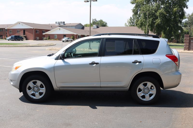 2006 Toyota RAV4 Photos