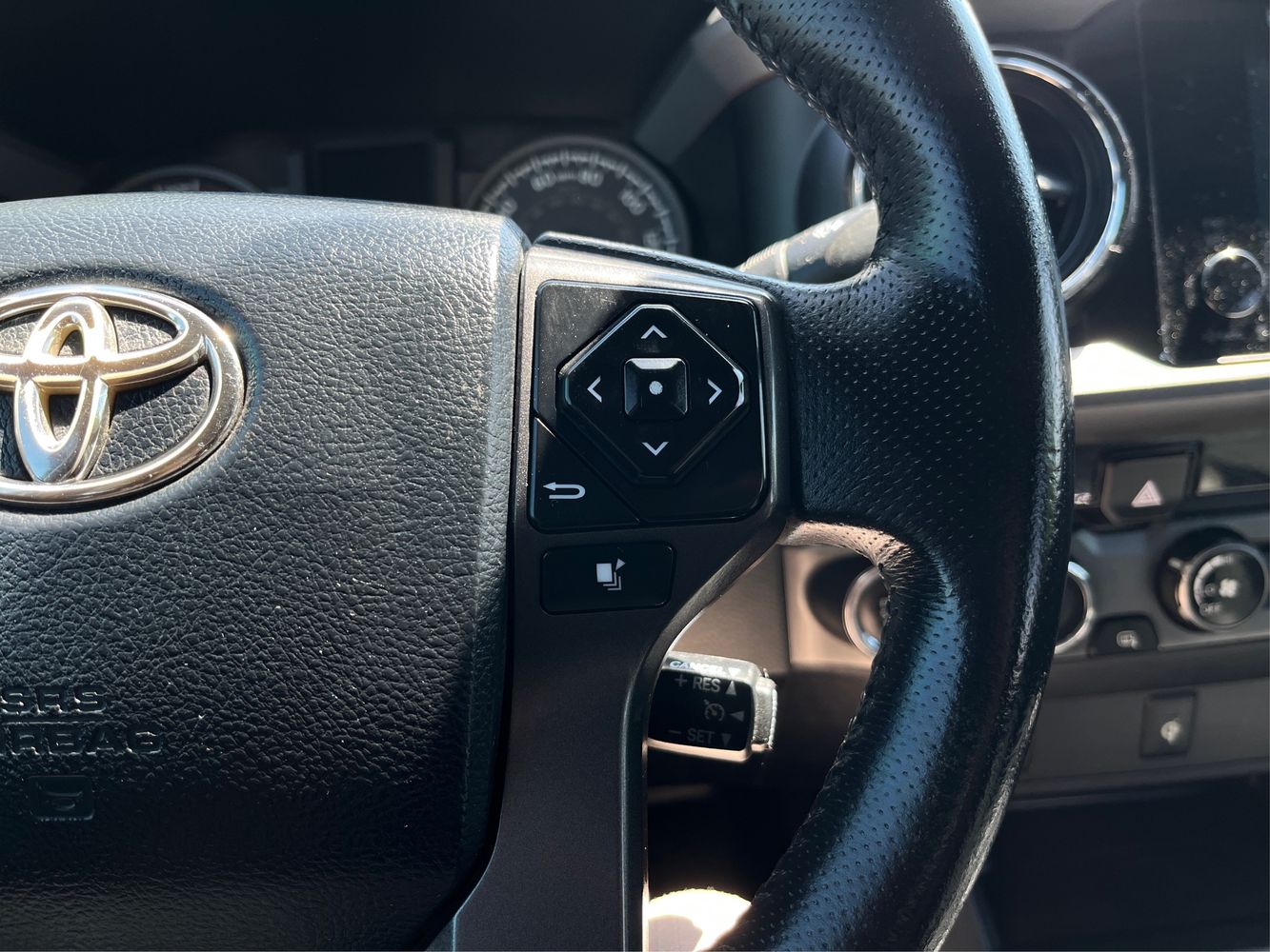 2017 Toyota Tacoma TRD Sport - Photo 46