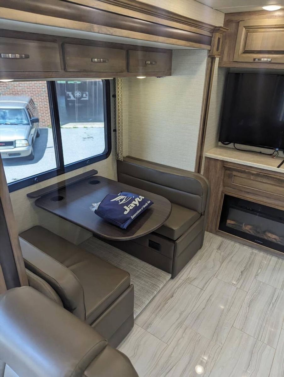 2019 Jayco Embark 23