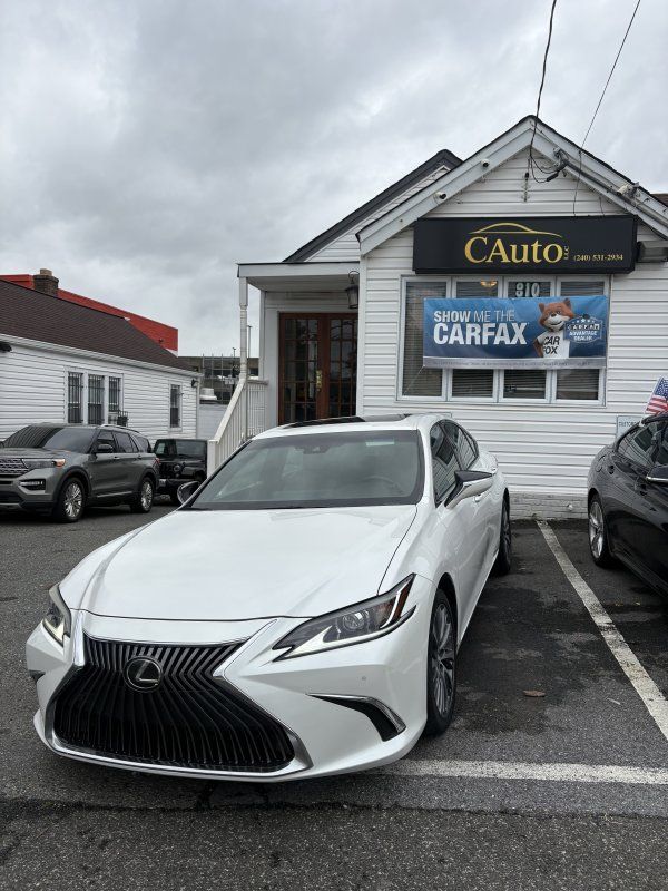 2019 Lexus ES