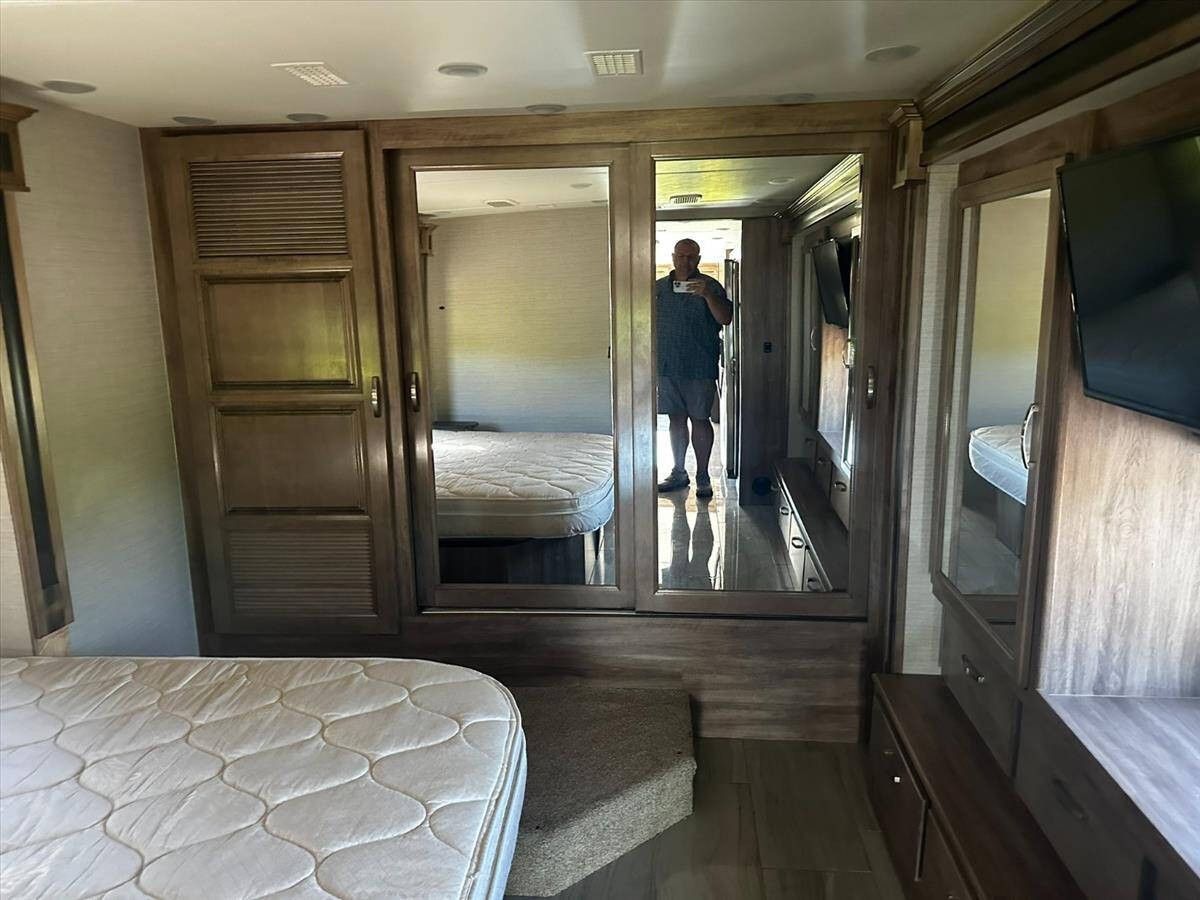 2019 Jayco Embark 89