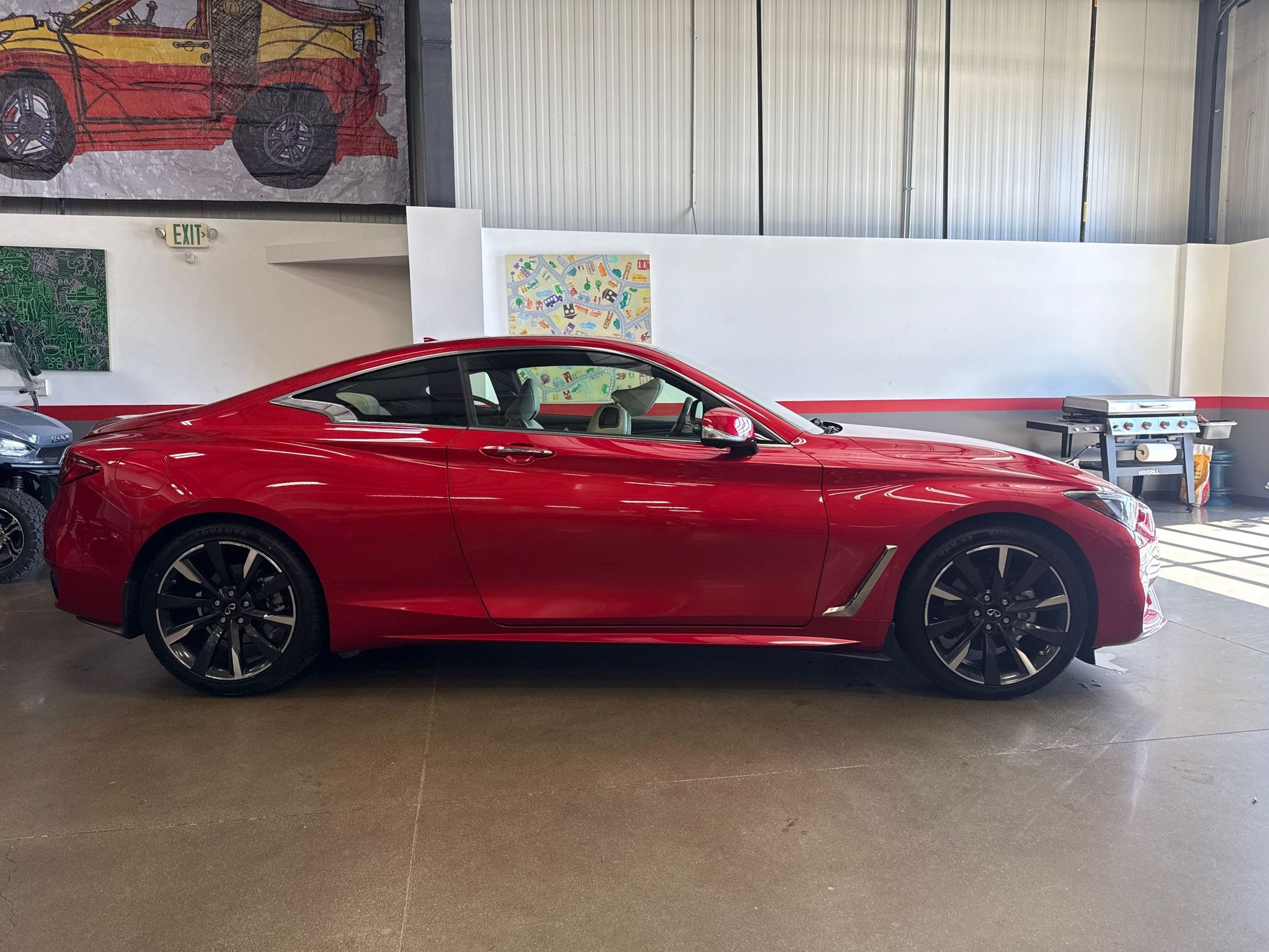 2022 Infiniti Q60 Luxe photo 10