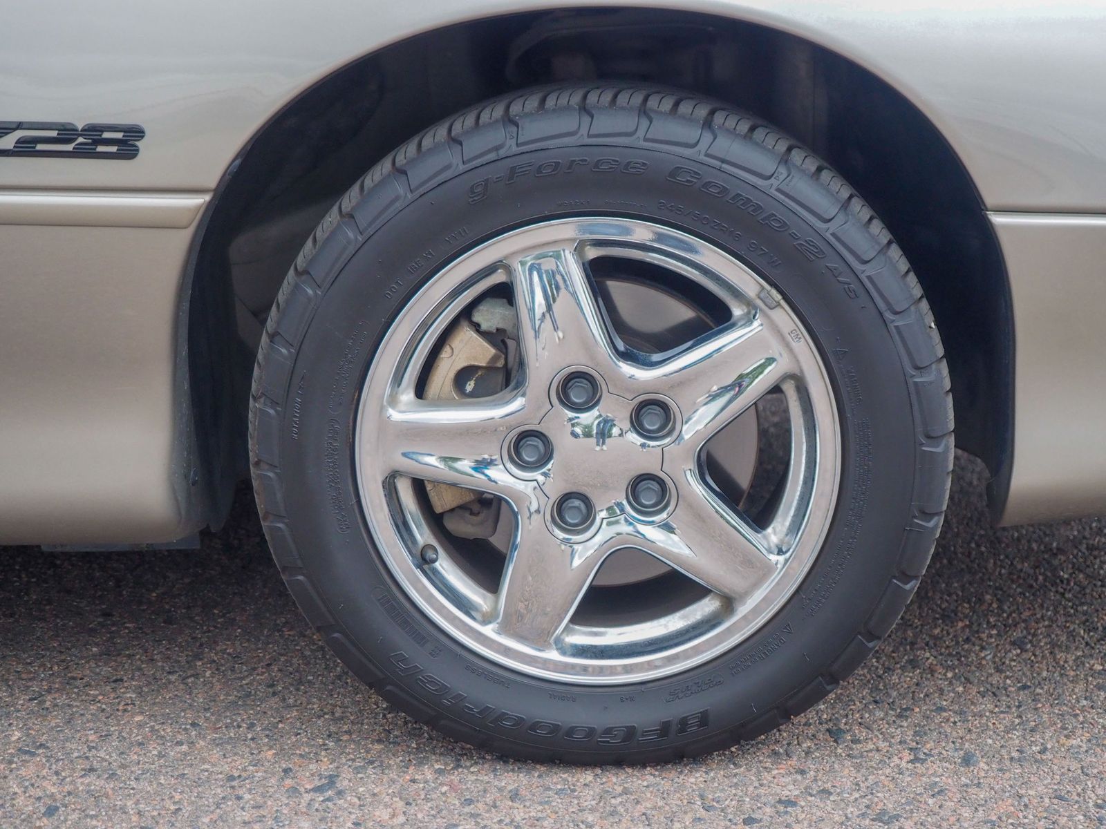 1999 Chevrolet Camaro 31