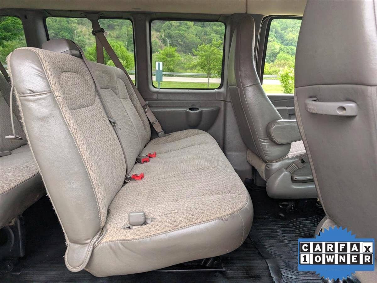 2018 Chevrolet Express 84