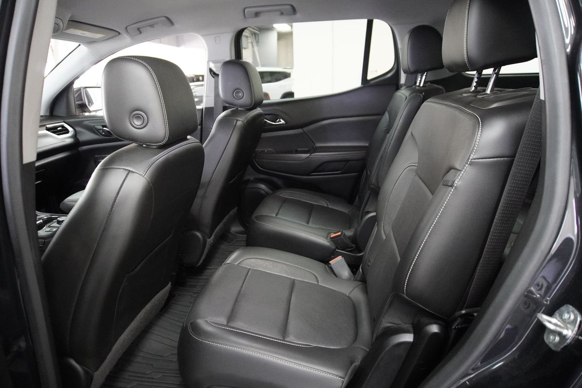 2020 GMC Acadia AWD SLT