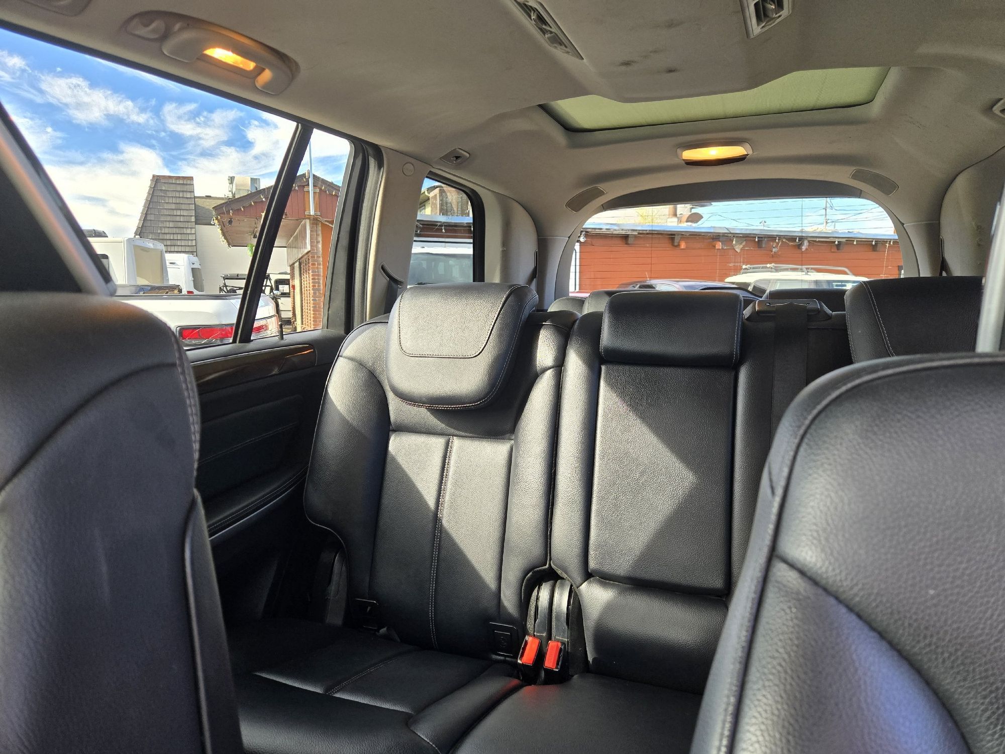 2012 Mercedes Benz GL 450 photo 16