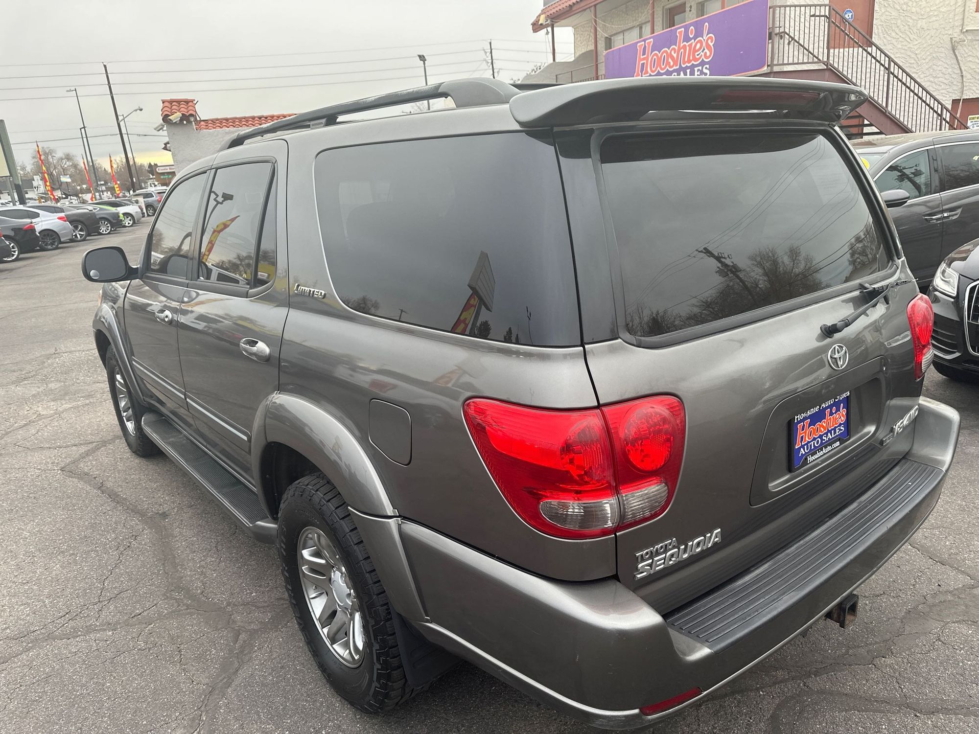 2007 Toyota Sequoia Limited photo 11