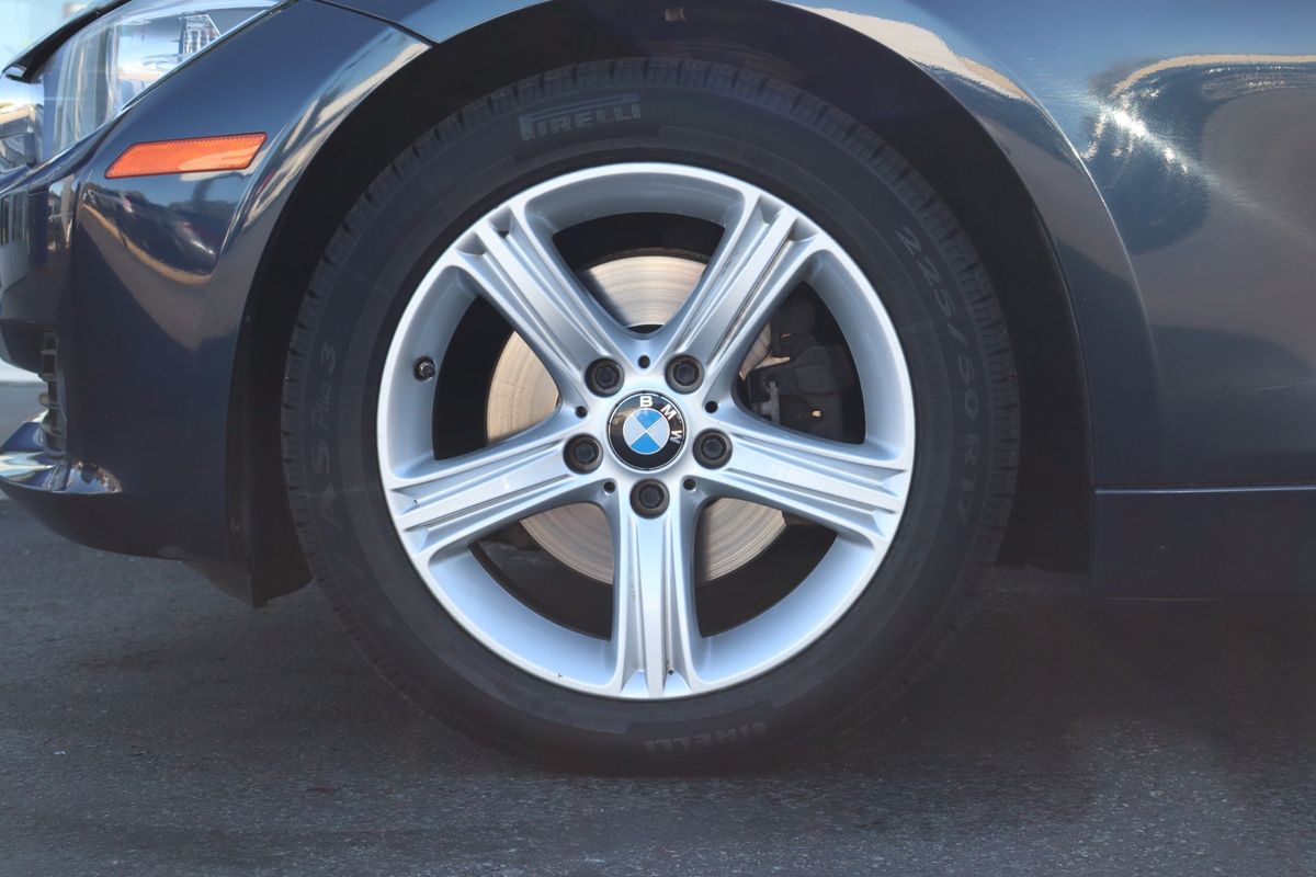 2015 BMW 3 Series 328i xDrive