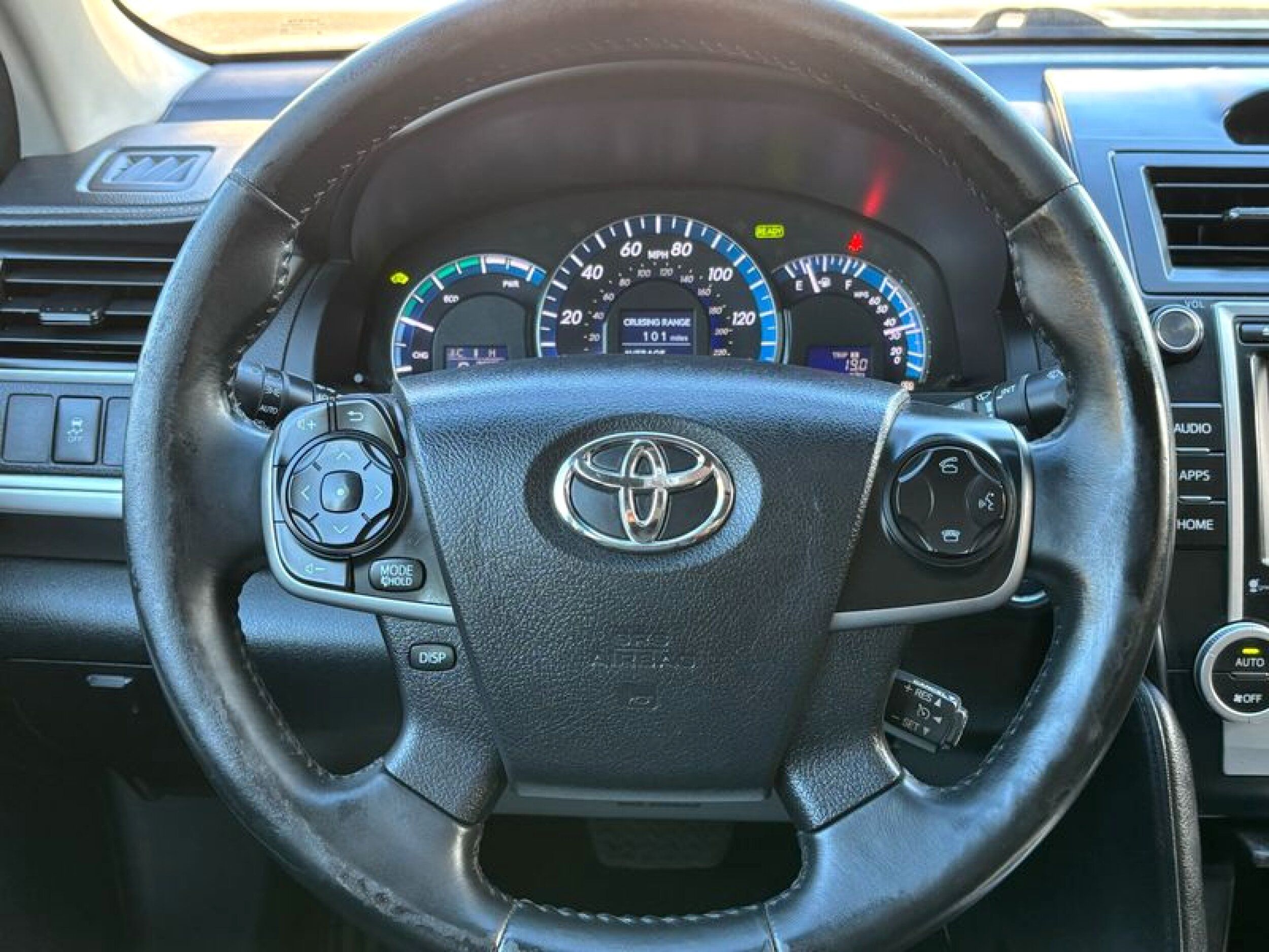 2014 Toyota Camry SE Hybrid - Photo 18