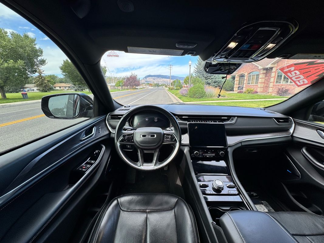 2021 Jeep Grand Cherokee L Overland - Photo 15