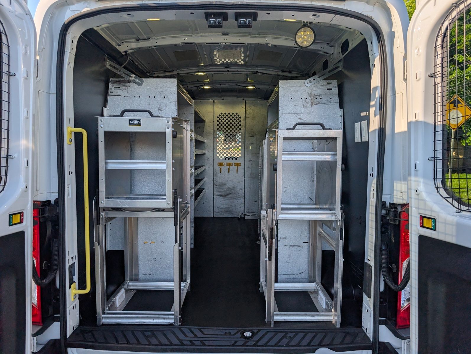 2017 Ford Transit-250 53