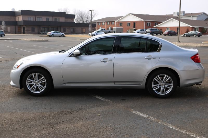 GYRDOO60LGDOGA.jpg?h=500