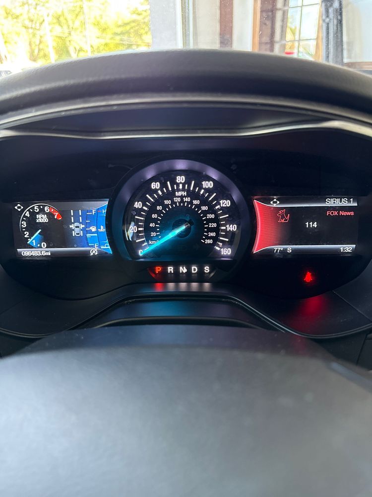 2019 Ford Fusion SE photo 23