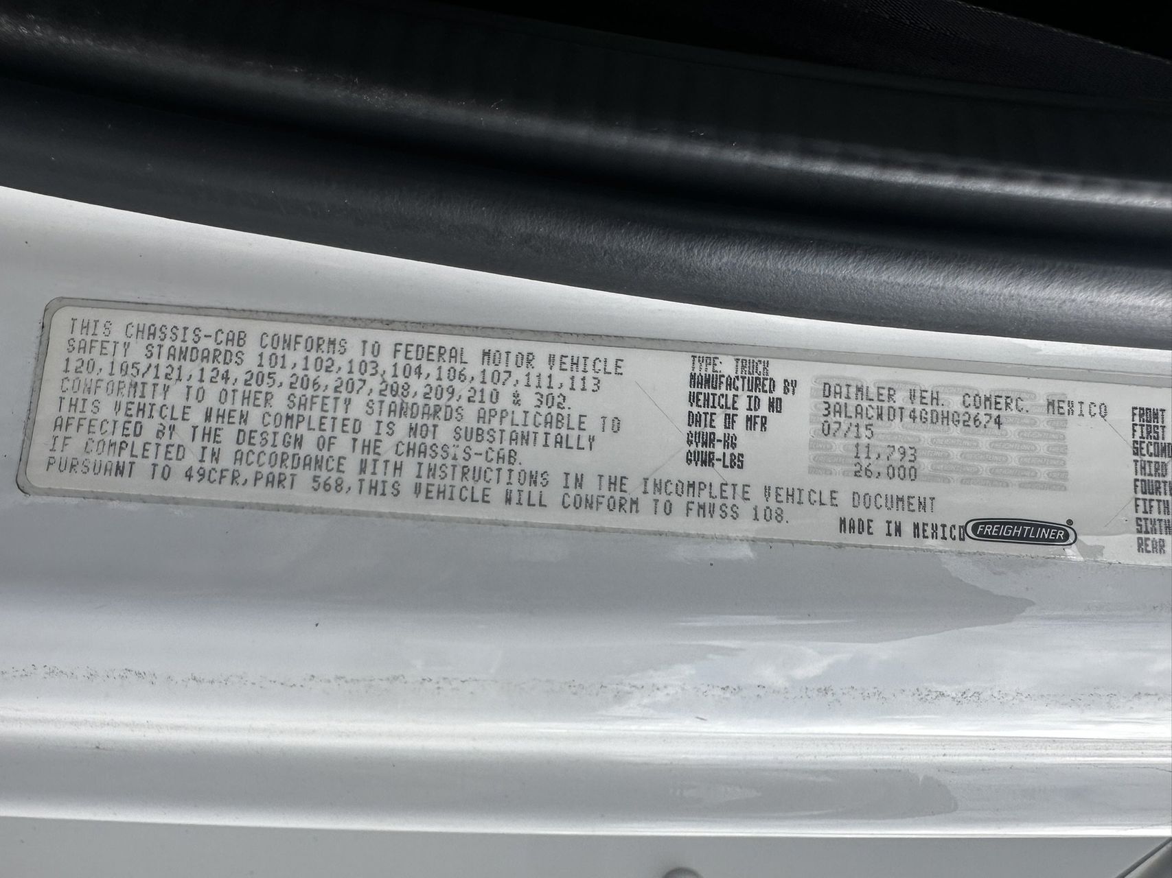 2016 Freightliner M2 106 24