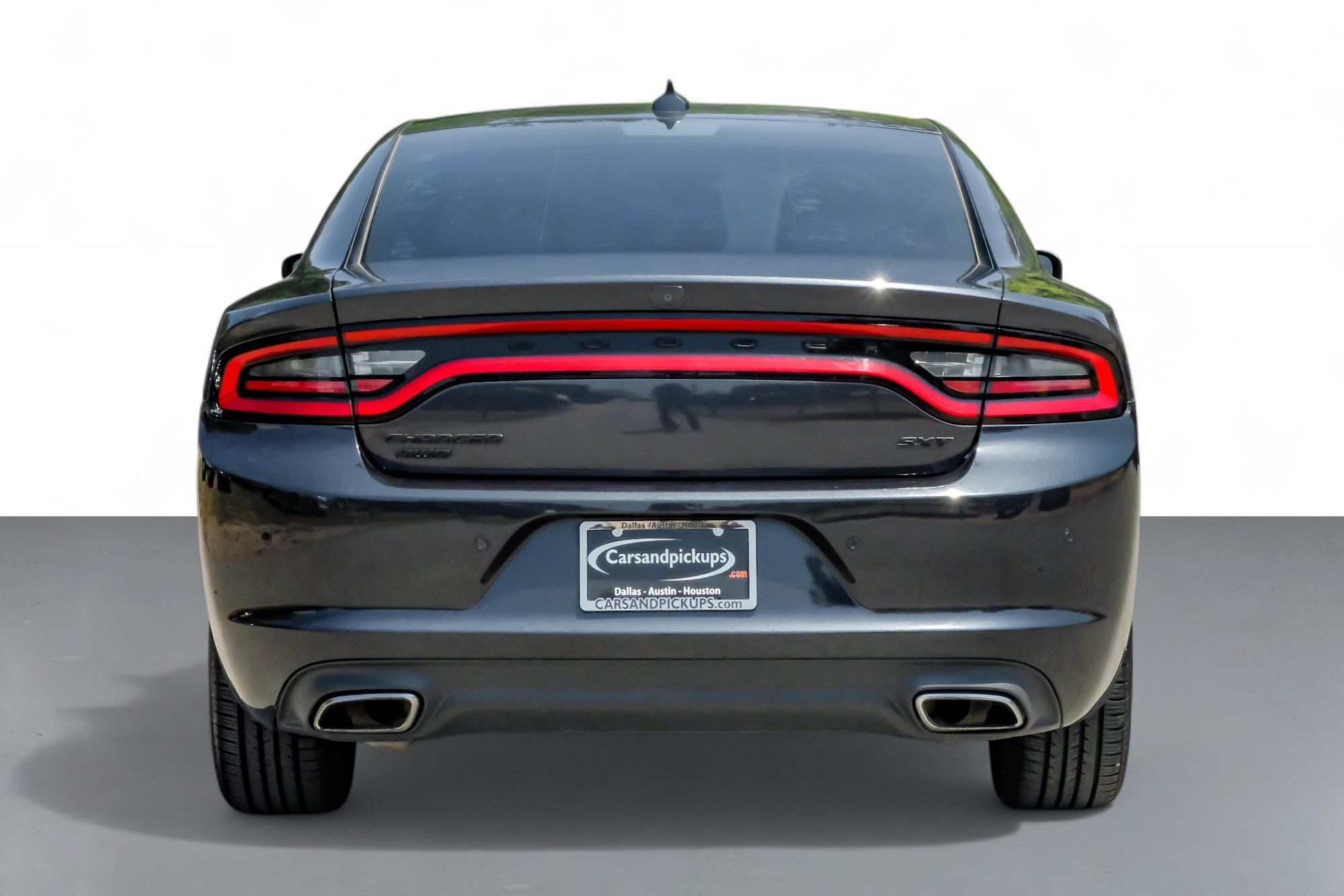2016 Dodge Charger SXT photo 4