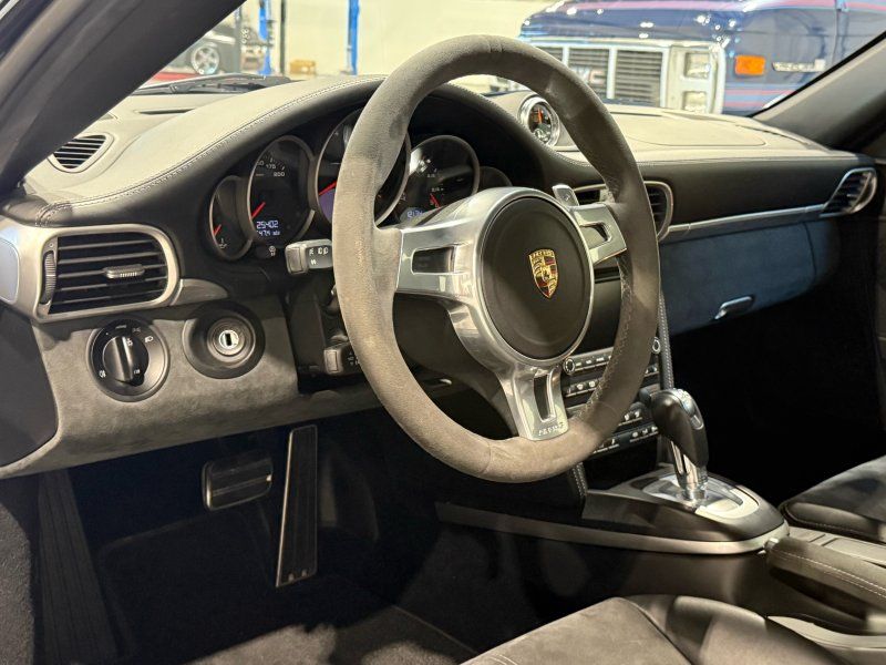 2012 Porsche 911 Carrera 4 GTS, photo 10