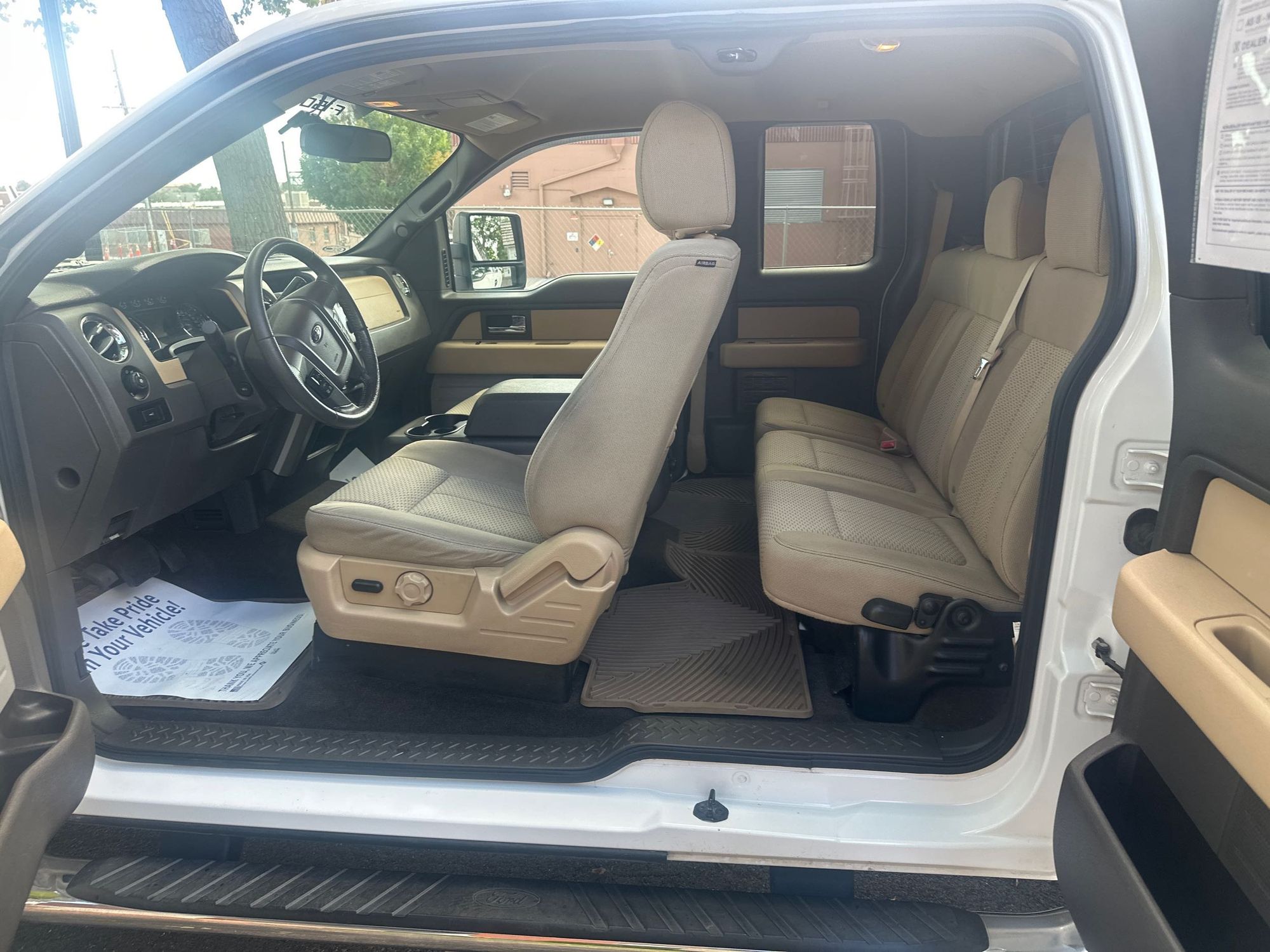 2012 Ford F-150 XLT photo 8
