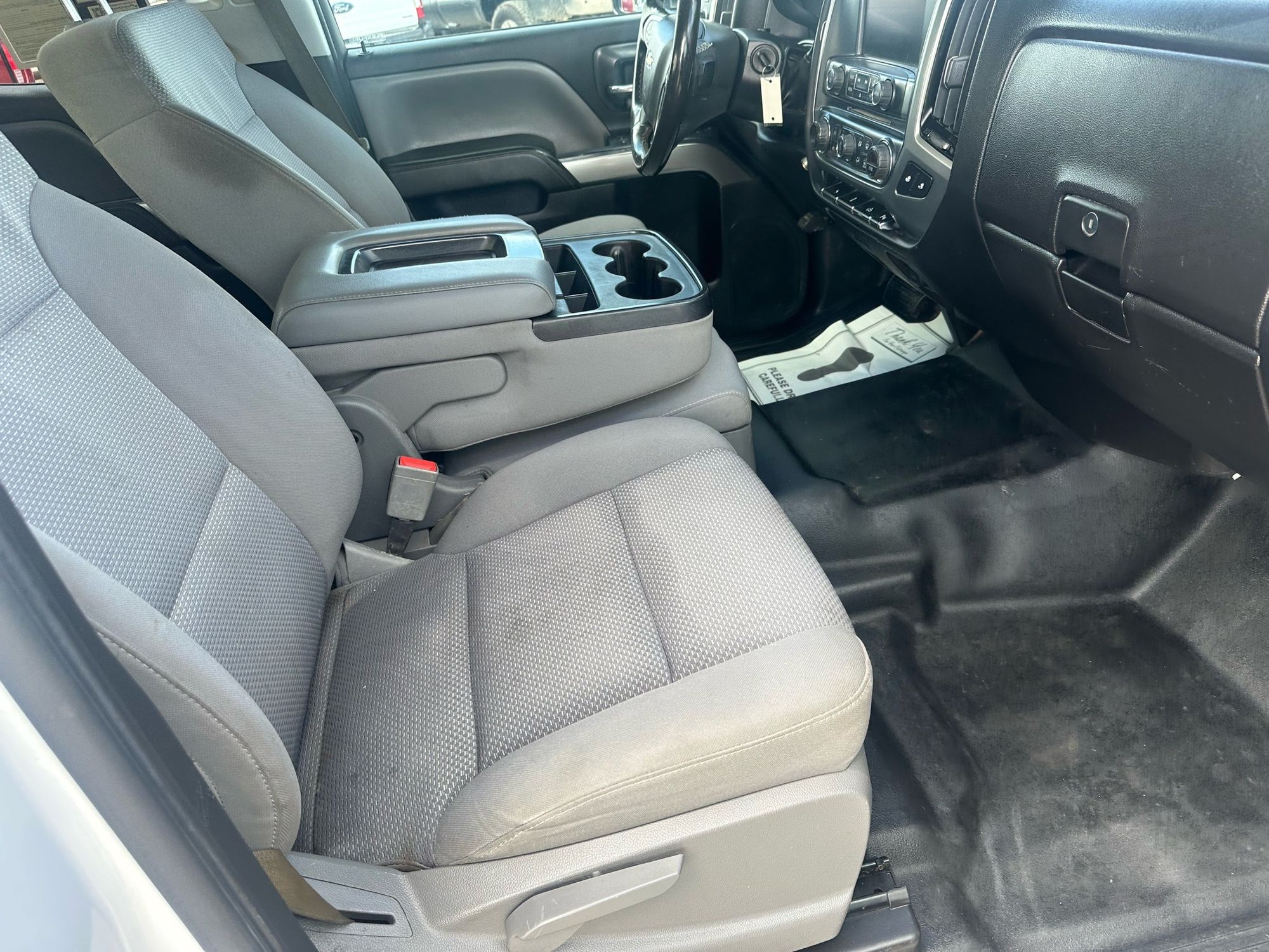 2015 Chevrolet Silverado 2500HD LT photo 17