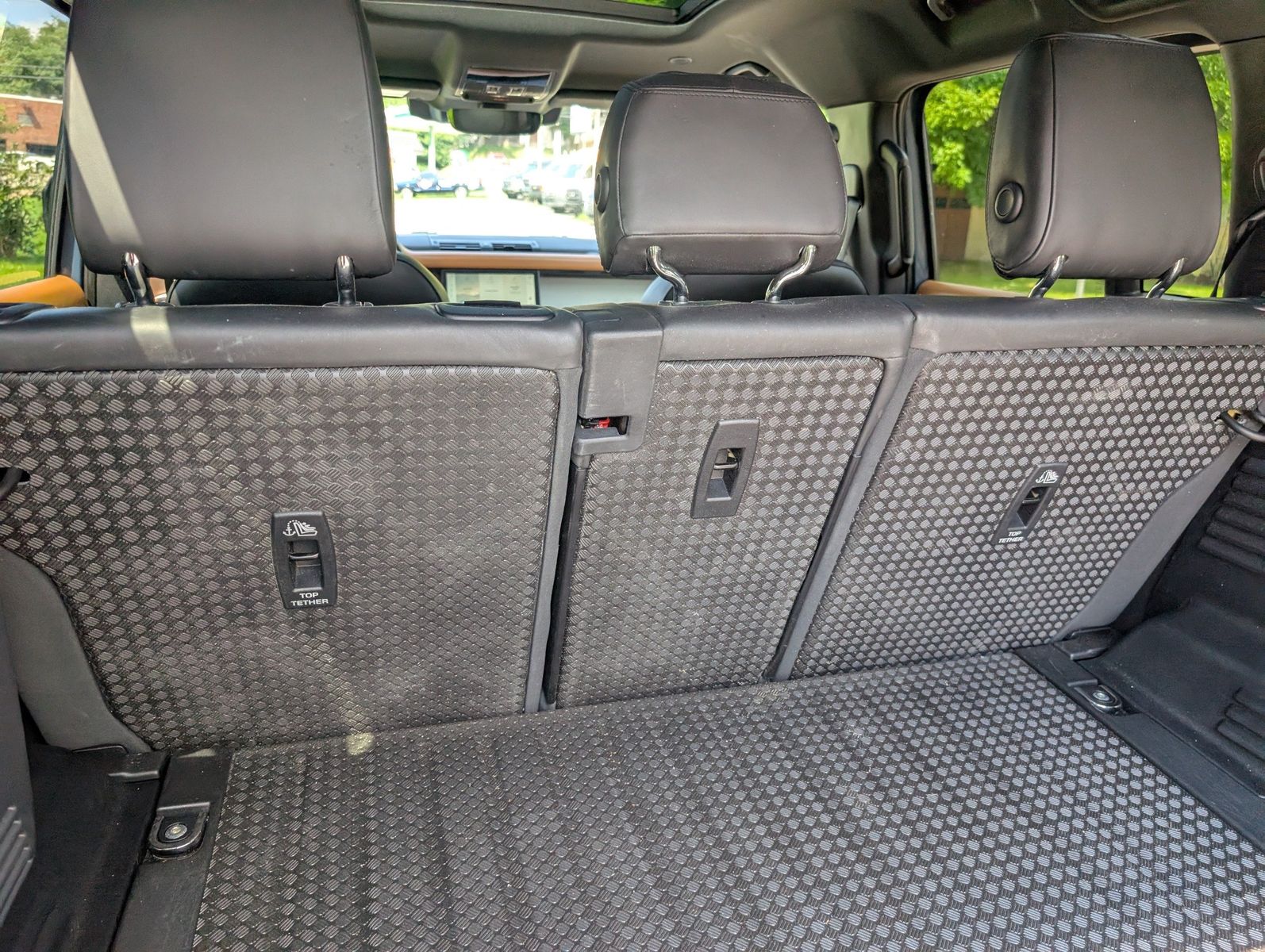 2024 Land Rover Defender 71